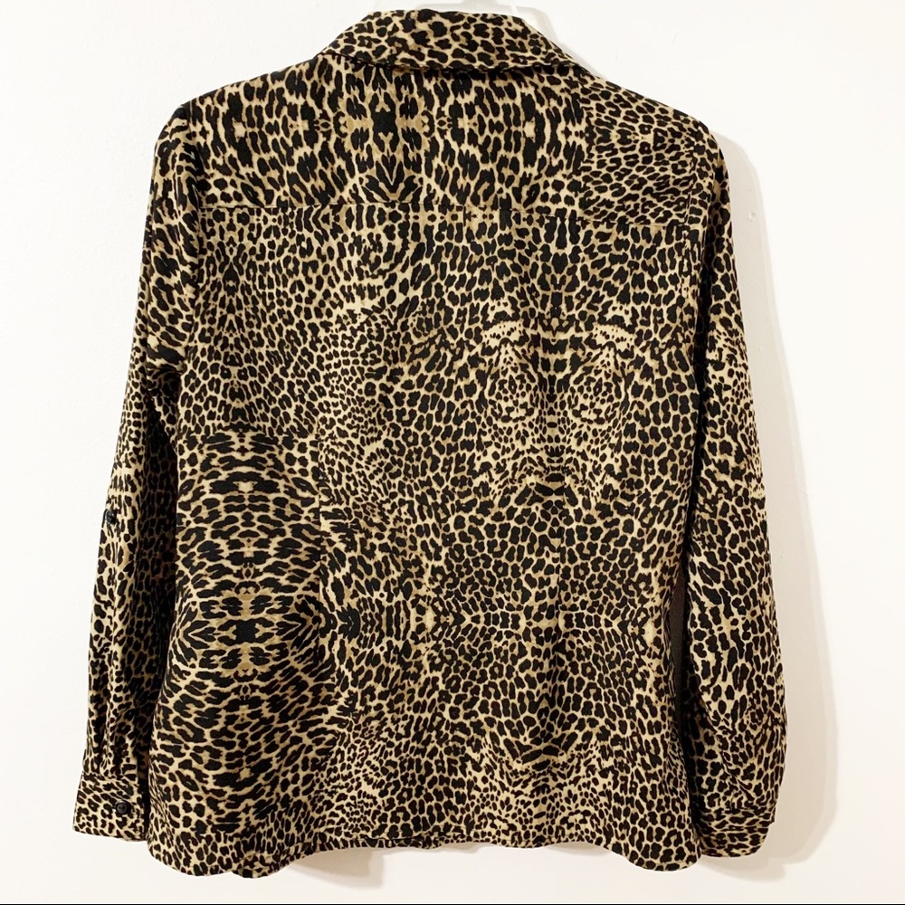 Notations Petites Leopard Print Button Front Poin… - image 4